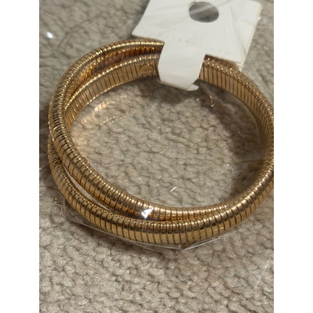 NWT Forever 21 Gold Tone Flexible Coil Snake Chain Bracelet Wrap